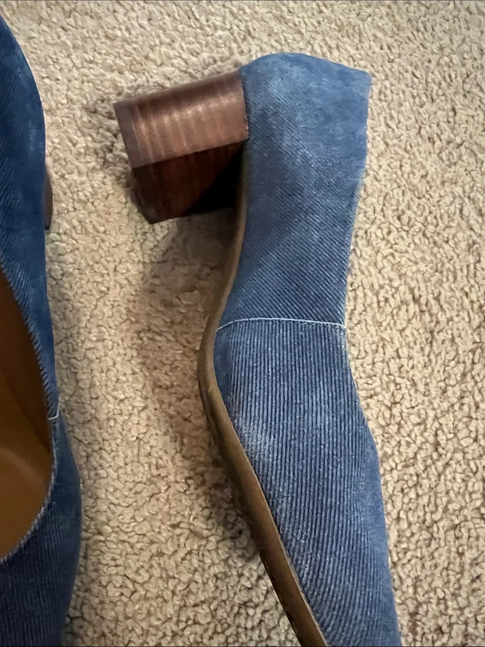 AEROSOLES Denim-Textured Blue denim Pointed-Toe Pumps size 7